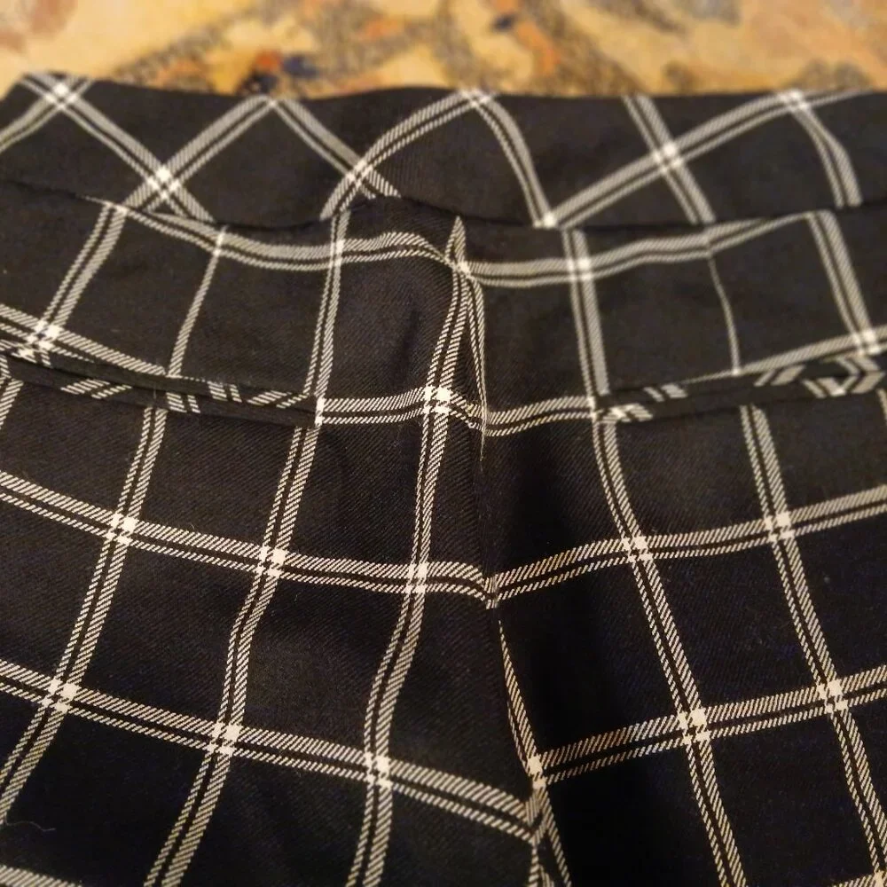 PENDLETON Virgin Wool Black Plaid Trousers 4P - like new - Picture 8 of 13